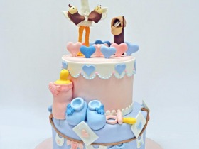 BABIES-CAKE-WITH-STORK-AND-MAILBOX