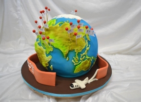 Folli Follie Global expantion Cake