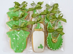 GREEN-DECORATED-BABY-COOKIES
